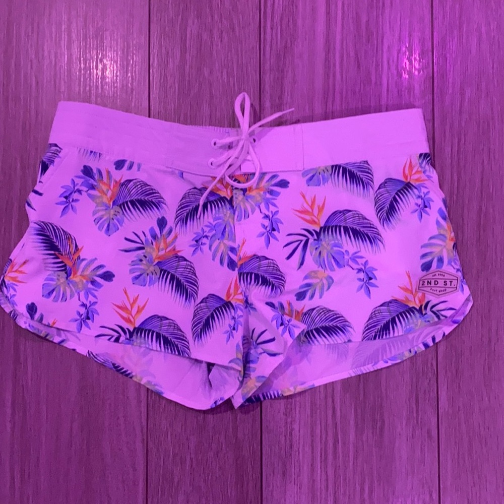 White Beach Shorts with Flowers